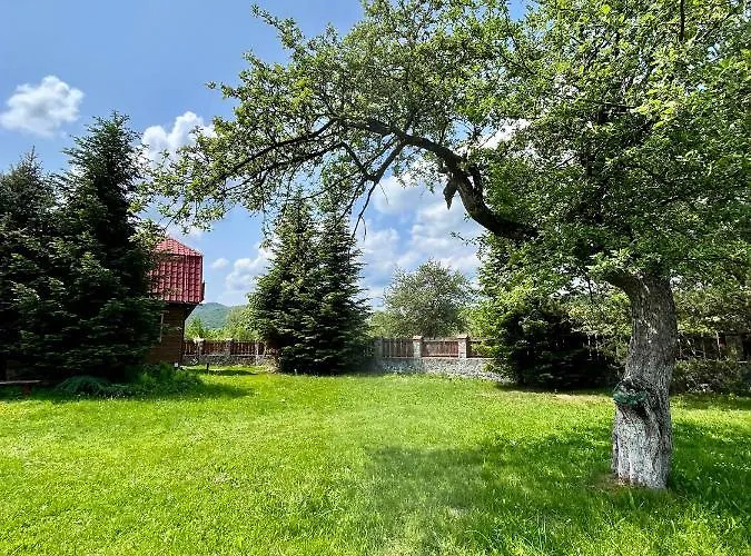 House Girska Rika * Korcsin